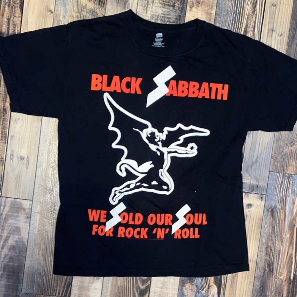 Vintage Black Sabbath Black Tee with Red and White Graphics